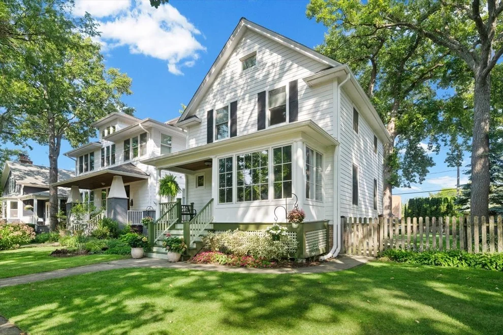 Unit for sale at 248 Wood Court, Wilmette, IL 60091