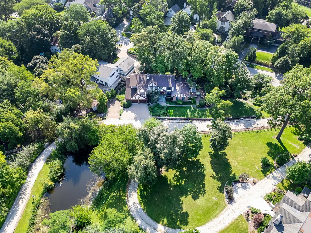 Unit for sale at 1330 Maple Avenue, Downers Grove, IL 60515