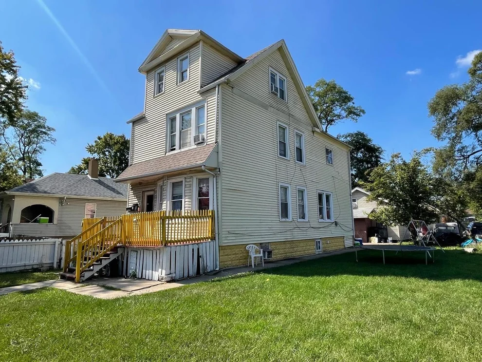 Unit for sale at 15736 Lathrop Avenue, Harvey, IL 60426