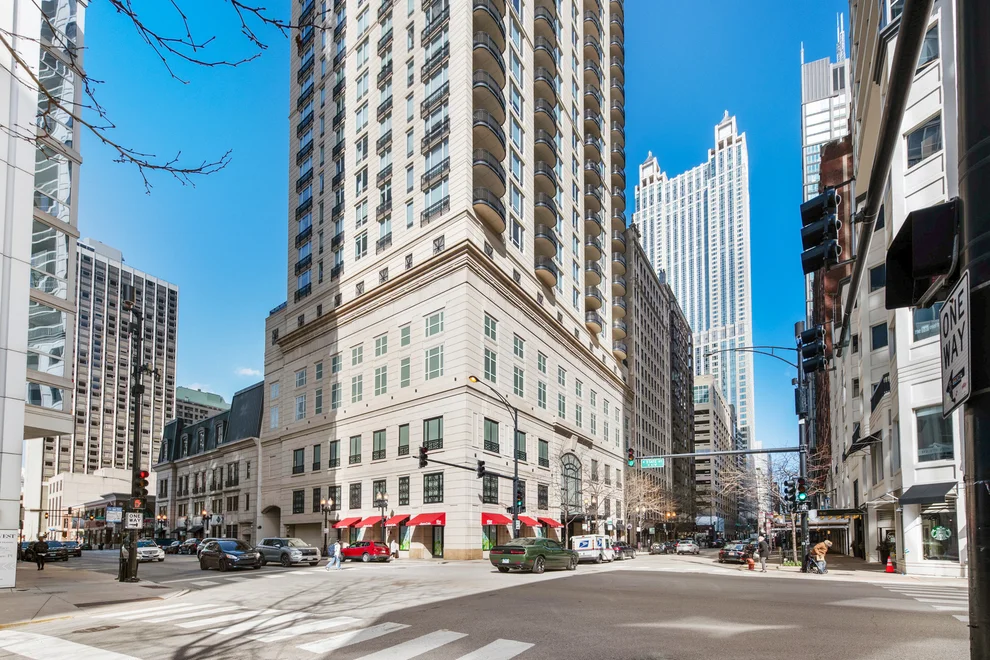 Unit for sale at 10 E Delaware Place, Chicago, IL 60611
