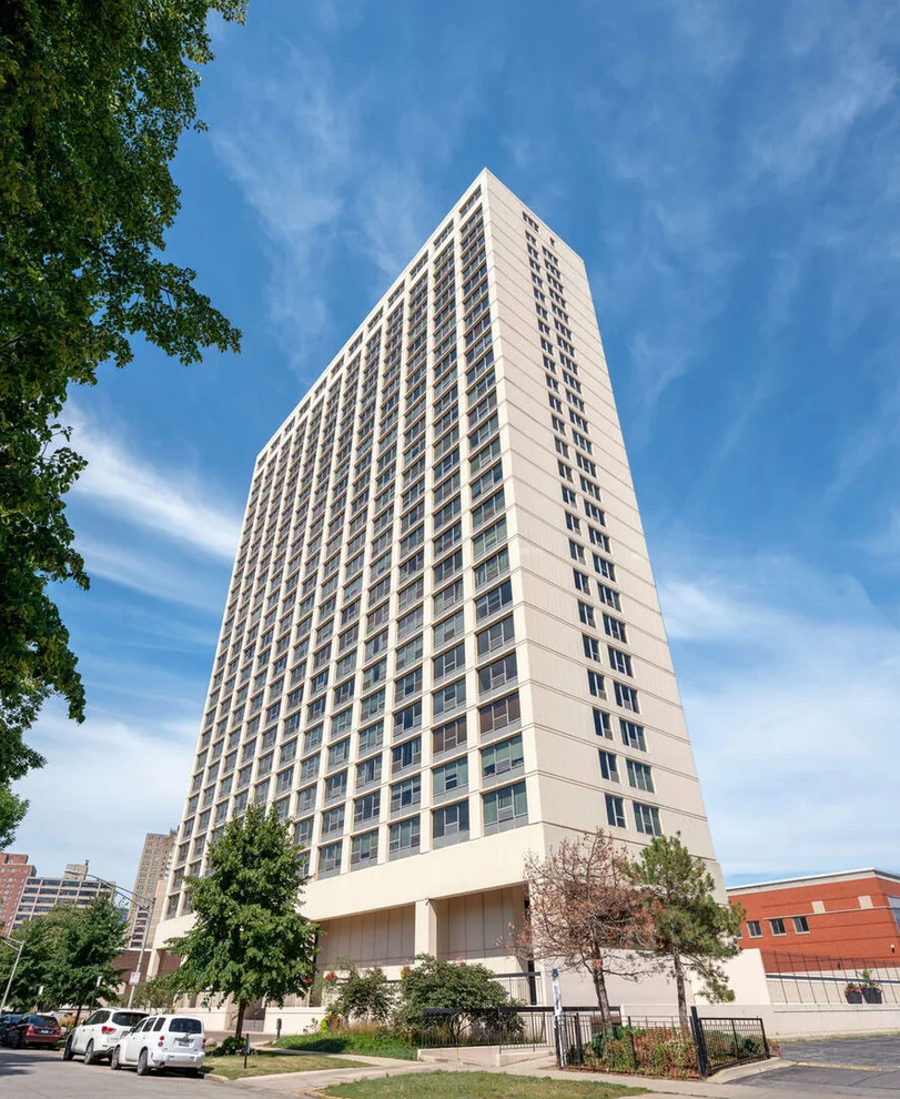 Unit for sale at 5201 S Cornell Avenue, Chicago, IL 60615
