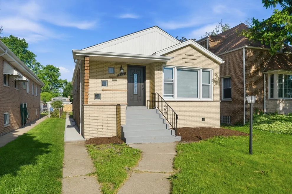 Unit for sale at 8243 S Wabash Avenue, Chicago, IL 60619