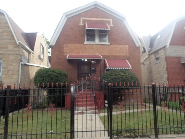 Unit for sale at 923 N Kedvale Avenue, Chicago, IL 60651