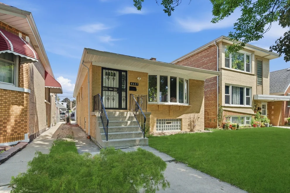 Unit for sale at 6437 S Kedvale Avenue, Chicago, IL 60629