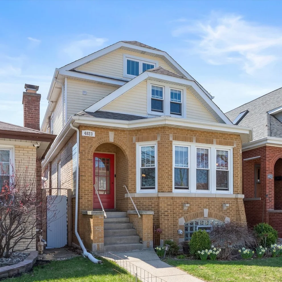 Unit for sale at 4823 W Argyle Street, Chicago, IL 60630