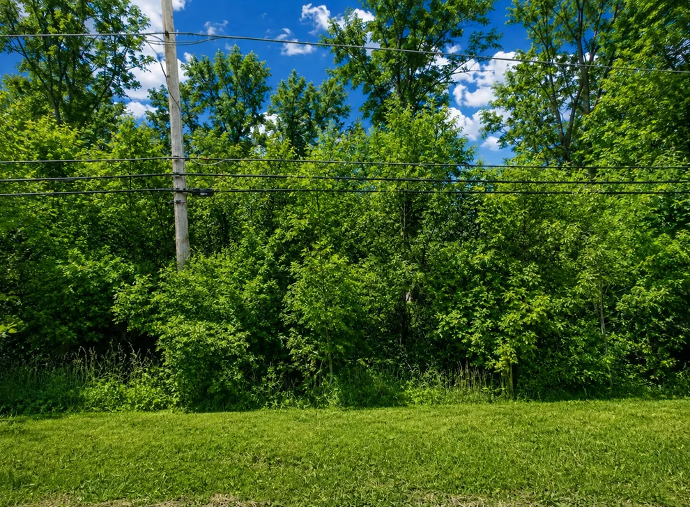 Unit for sale at 42750 N Lake Avenue, Antioch, IL 60002