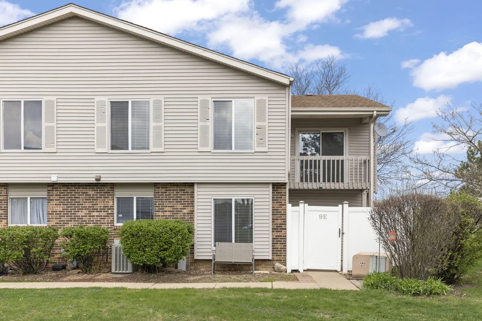 Unit for sale at 9E Fernwood Drive, Bolingbrook, IL 60440