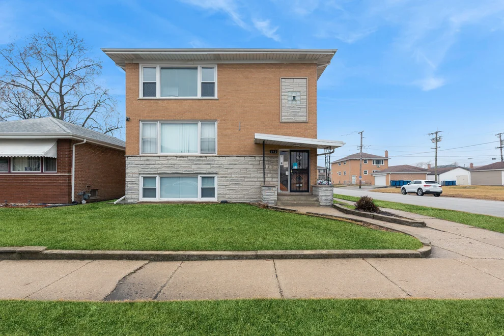 Unit for sale at 372 Yates Avenue, Calumet City, IL 60409