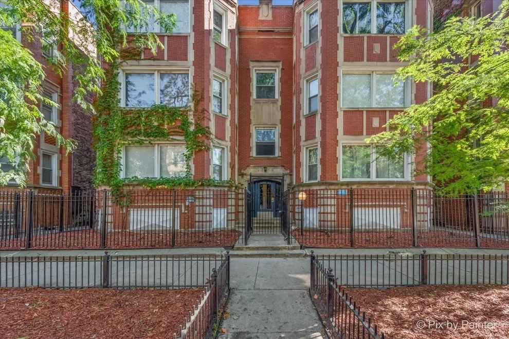 Unit for sale at 7839 S Kingston Avenue, Chicago, IL 60649