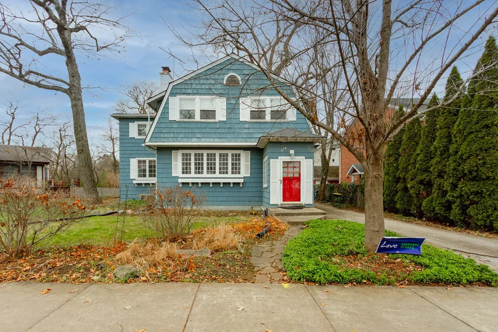 Unit for sale at 870 Foxdale Avenue, Winnetka, IL 60093