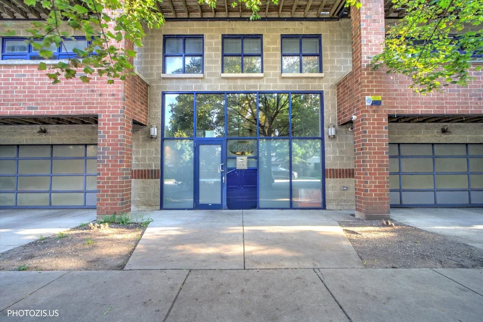 Unit for sale at 2251 W St Paul Avenue, Chicago, IL 60647