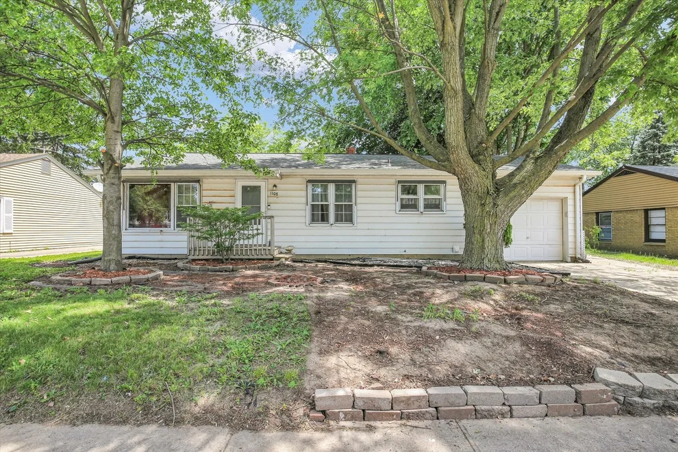 Unit for sale at 1108 S Mattis Avenue, Champaign, IL 61821