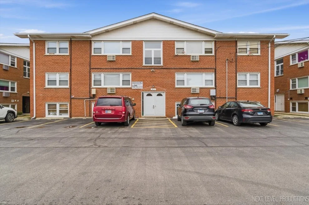 Unit for sale at 10114 Hartford Court, Schiller Park, IL 60176