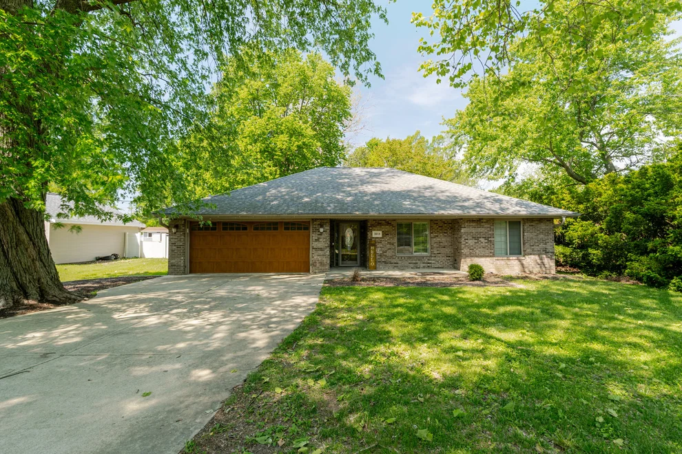 Unit for sale at 3018 Springfield Road, East Peoria, IL 61611