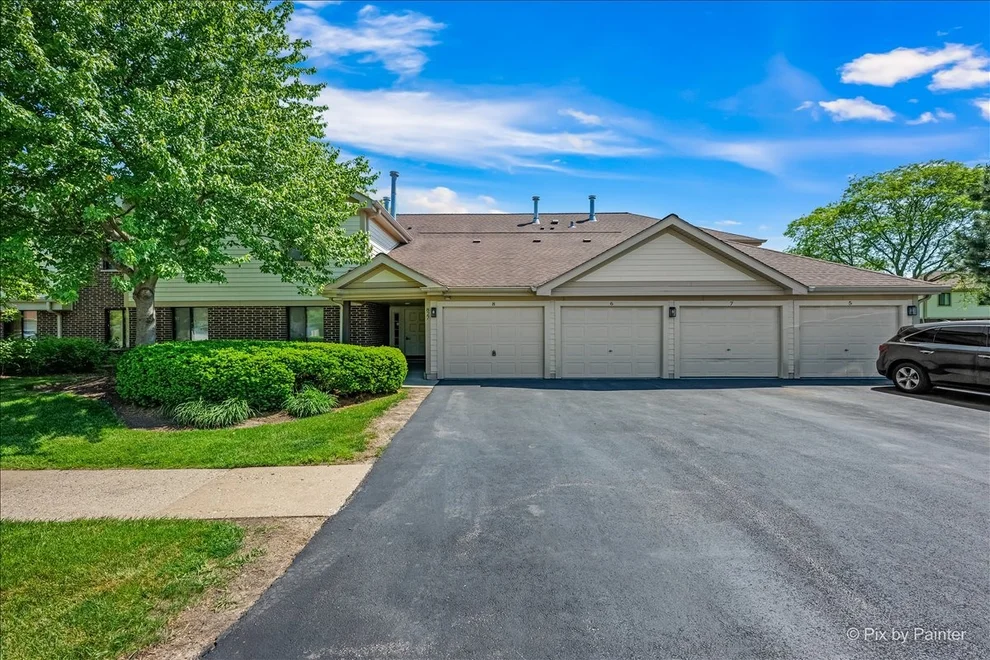 Unit for sale at 827 E KINGS Row, Palatine, IL 60074