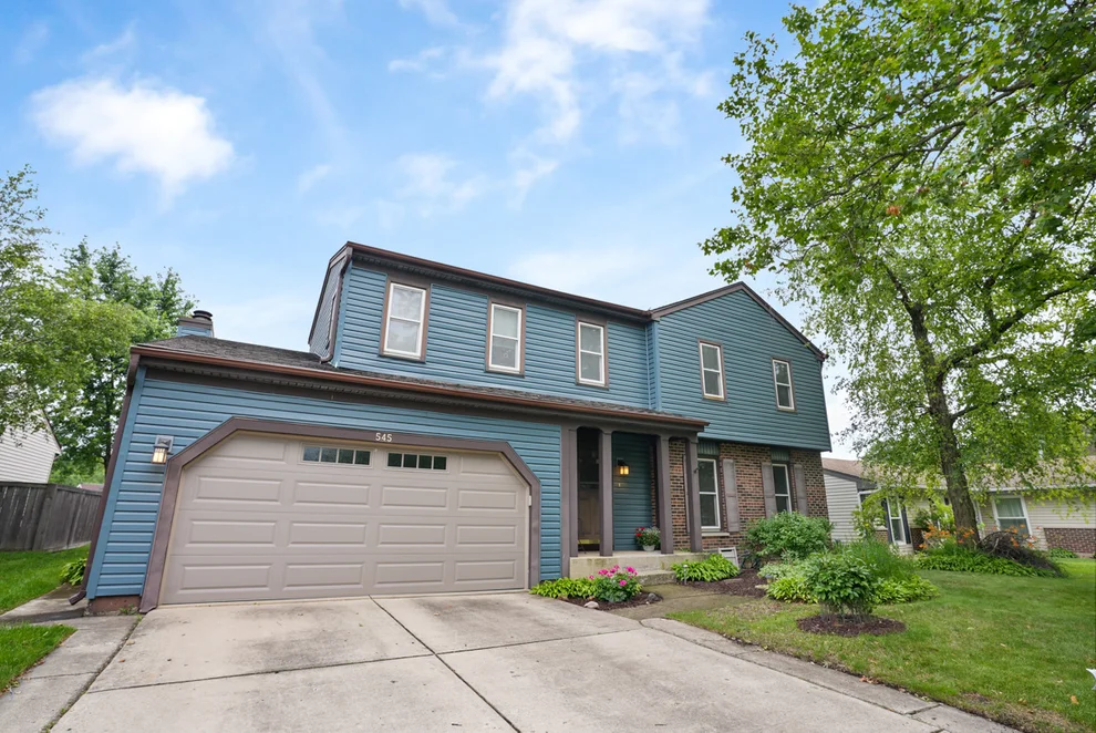 Unit for sale at 545 Ridgefield Drive, Roselle, IL 60172