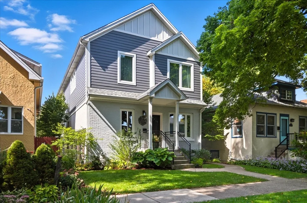 Unit for sale at 1130 Dewey Avenue, Evanston, IL 60202