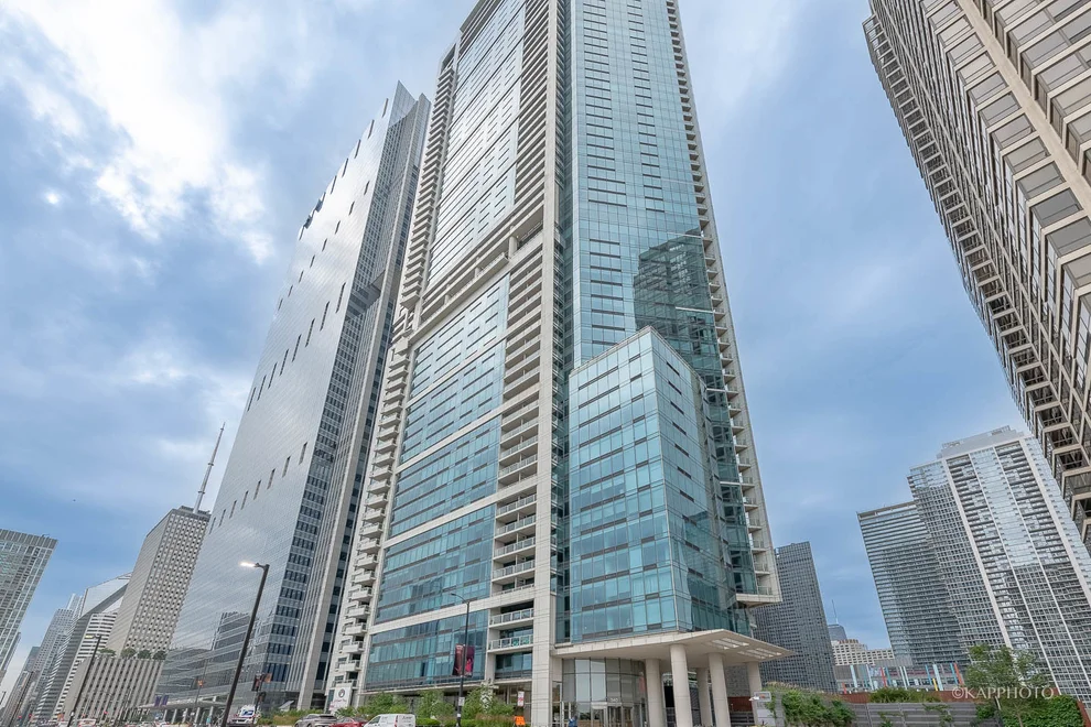 Unit for sale at 340 E Randolph Street, Chicago, IL 60601