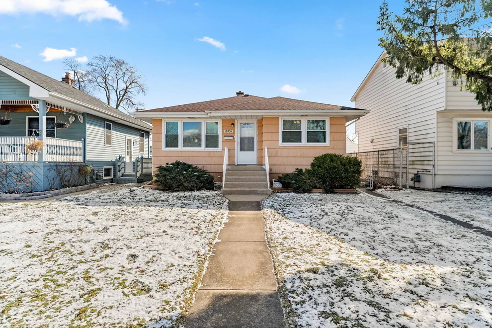 Unit for sale at 17831 Community Street, Lansing, IL 60438