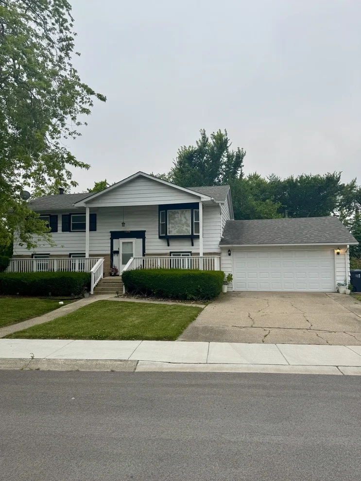 Unit for sale at 15726 Avalon Avenue, South Holland, IL 60473