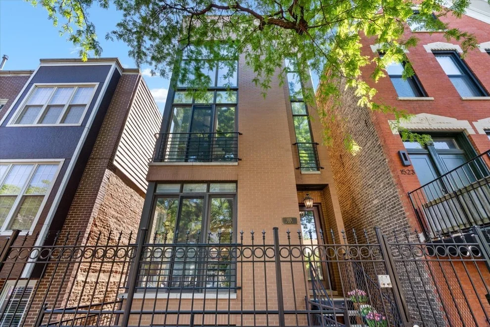 Unit for sale at 1525 N Wood Street, Chicago, IL 60622