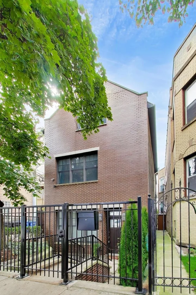 Unit for sale at 3414 N Oakley Avenue, Chicago, IL 60618