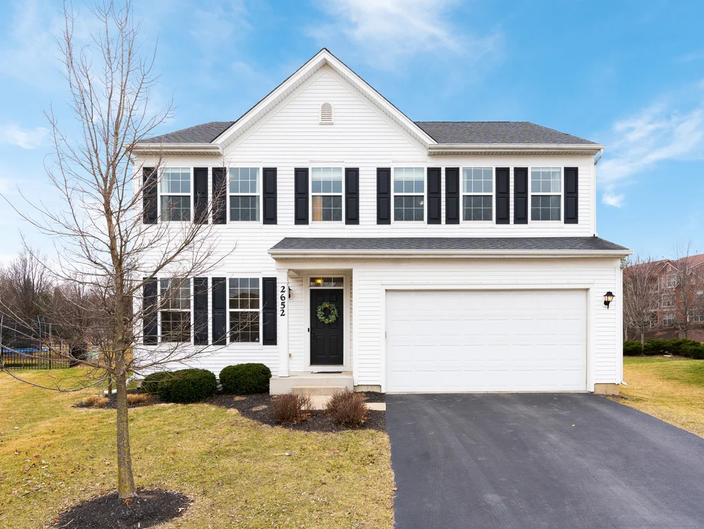 Unit for sale at 2652 Retreat Circle, Lisle, IL 60532