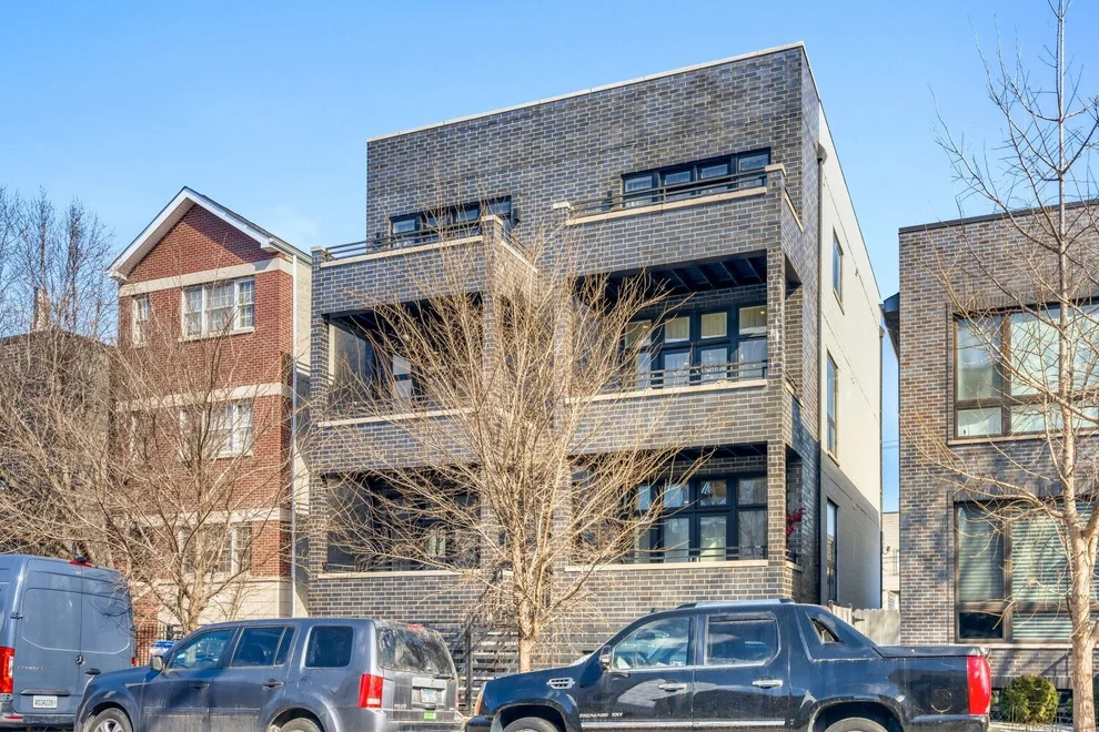 Unit for sale at 1707 S Jefferson Street, Chicago, IL 60616