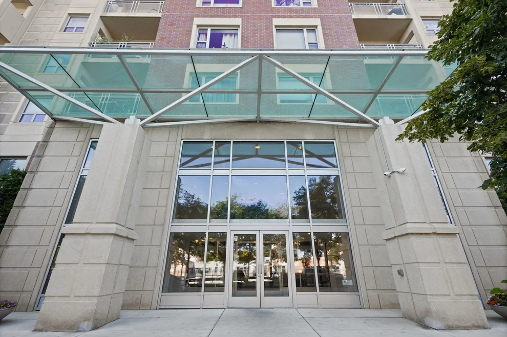 Unit for sale at 100 N HERMITAGE Avenue, Chicago, IL 60612