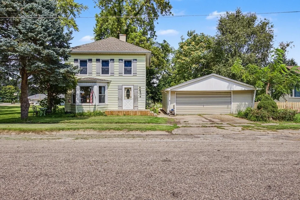 Unit for sale at 106 E Front Street, Granville, IL 61326