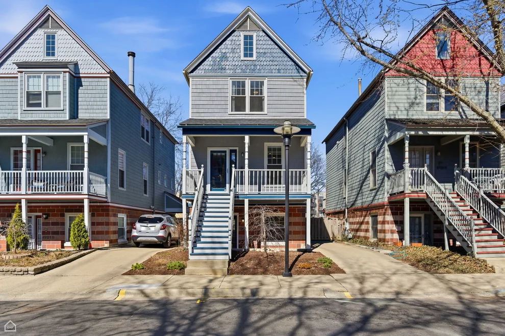 Unit for sale at 4701 S Woodlawn Avenue, Chicago, IL 60615