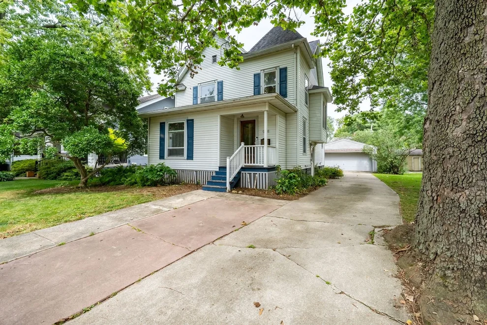 Unit for sale at 908 S Fell Avenue, Normal, IL 61761