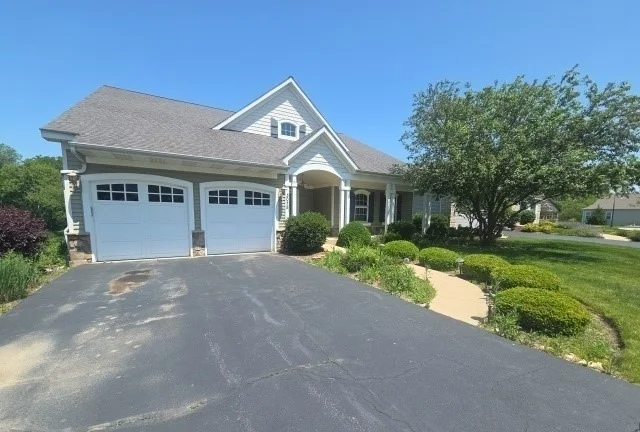 Unit for sale at 3075 Trillium Court W, Aurora, IL 60506