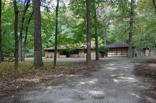 Unit for sale at 3060 Orange Brace Road, Riverwoods, IL 60015