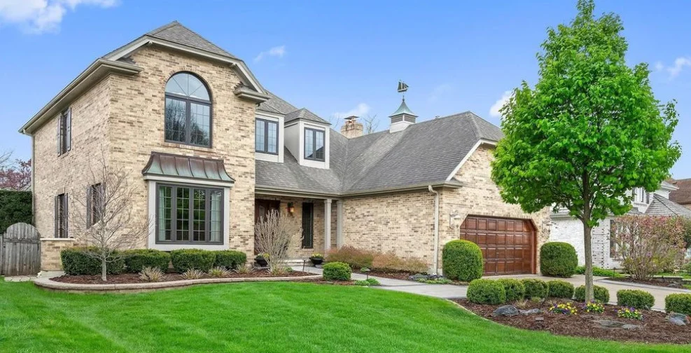 Unit for sale at 2S517 Danbury Drive, Glen Ellyn, IL 60137