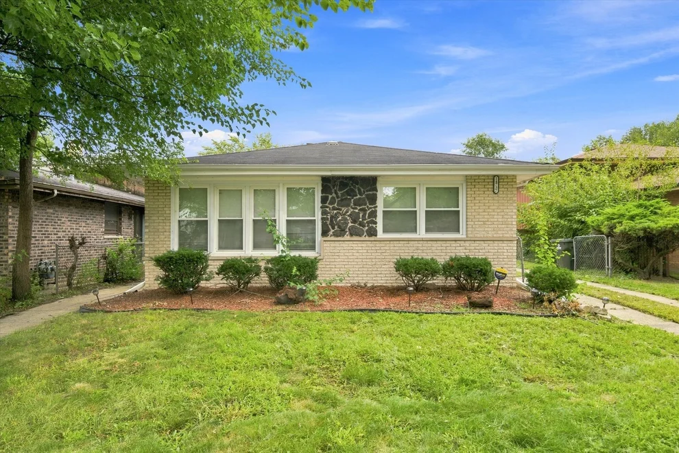 Unit for sale at 14737 Blackstone Avenue, Dolton, IL 60419