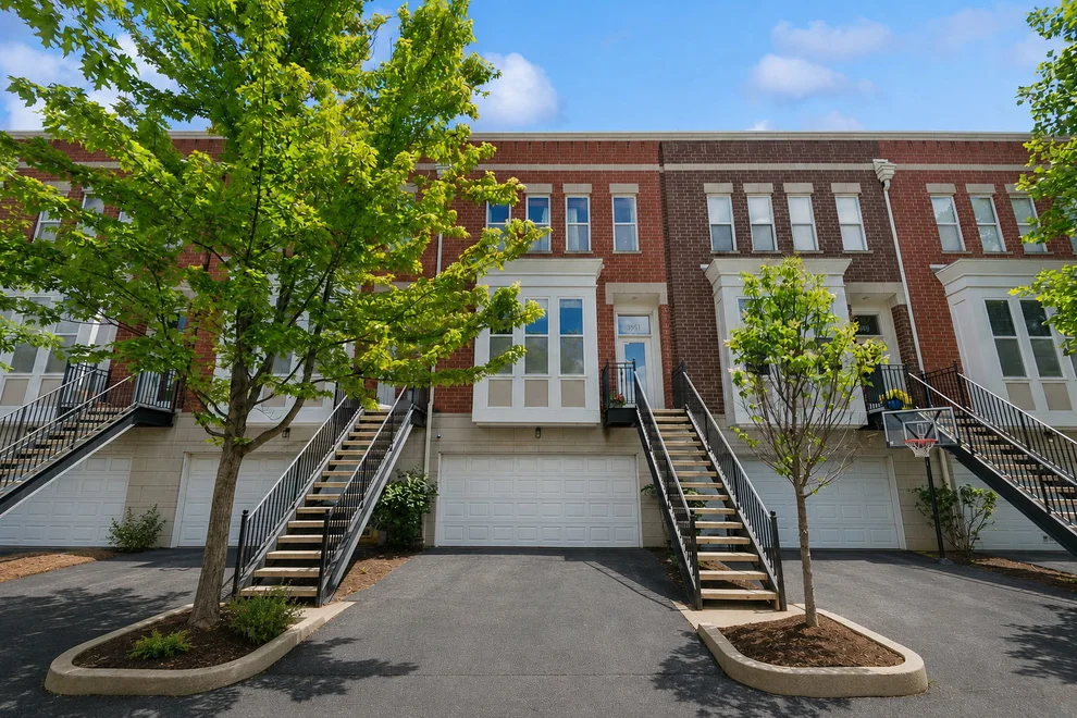 Unit for sale at 3951 N Washtenaw Avenue, Chicago, IL 60618