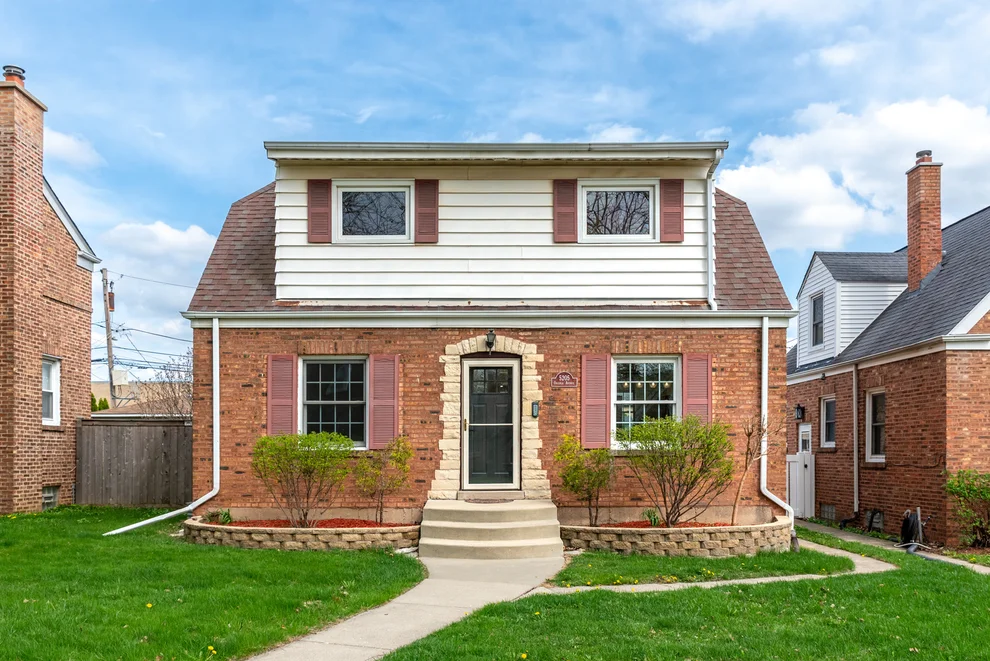 Unit for sale at 5205 N Osceola Avenue, Chicago, IL 60656