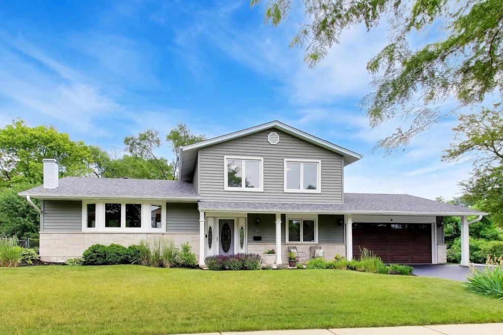 Unit for sale at 3505 Winston Drive, Hoffman Estates, IL 60192