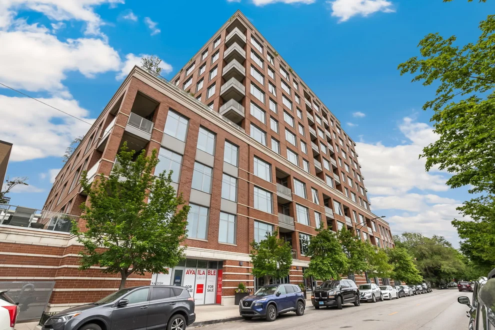 Unit for sale at 540 W Webster Avenue, Chicago, IL 60614