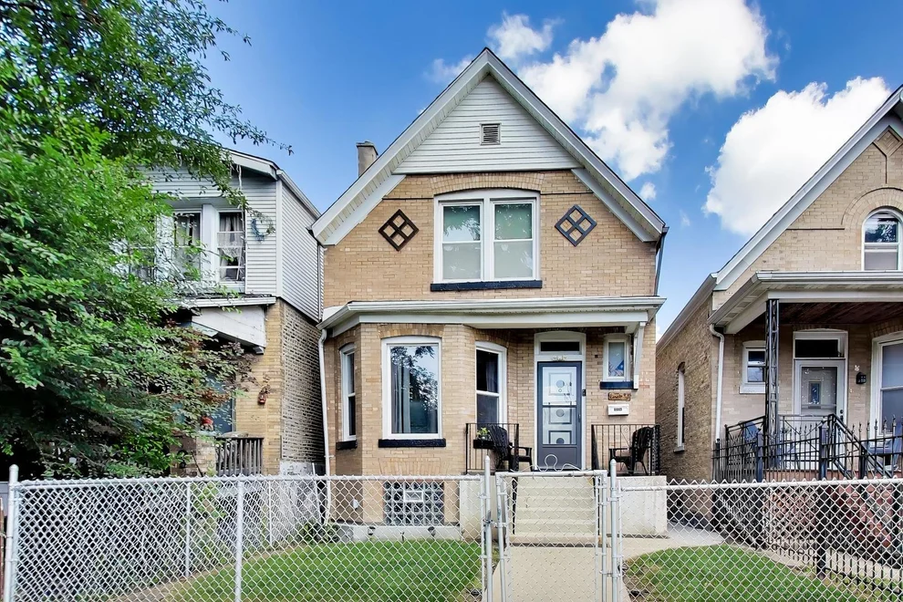 Unit for sale at 3534 W Hirsch Street, Chicago, IL 60651