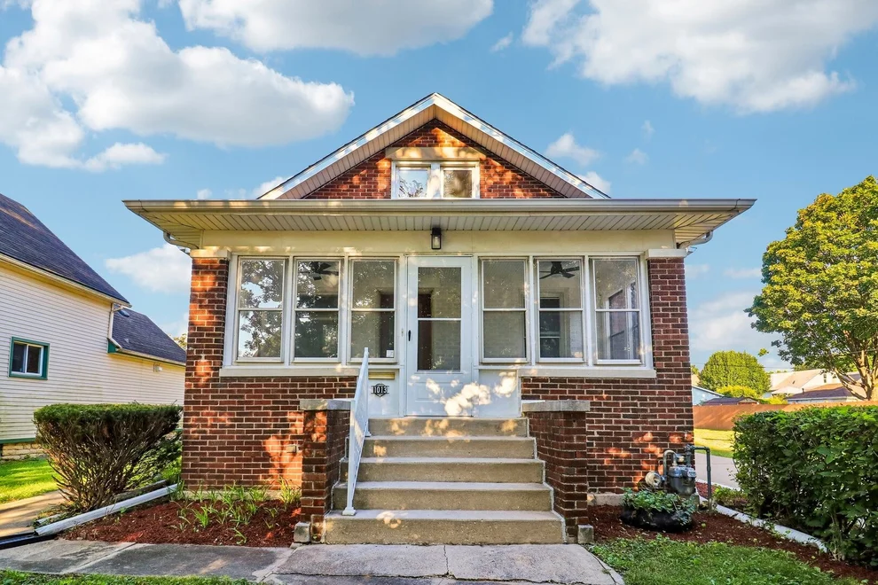 Unit for sale at 1013 Vine Street, Joliet, IL 60435