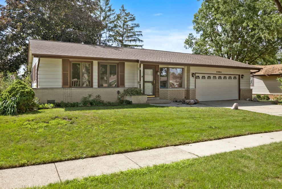 Unit for sale at 1086 Hickory Lane, Elk Grove Village, IL 60007