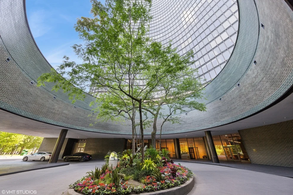 Unit for sale at 505 N LAKE SHORE Drive, Chicago, IL 60611