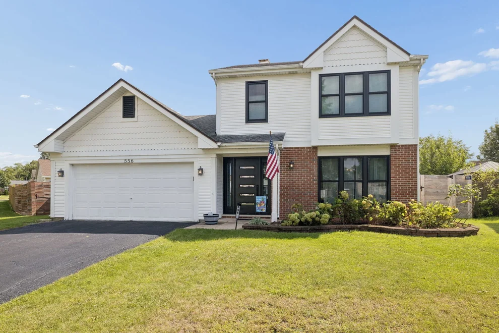 Unit for sale at 556 Foxford Road, Bartlett, IL 60103