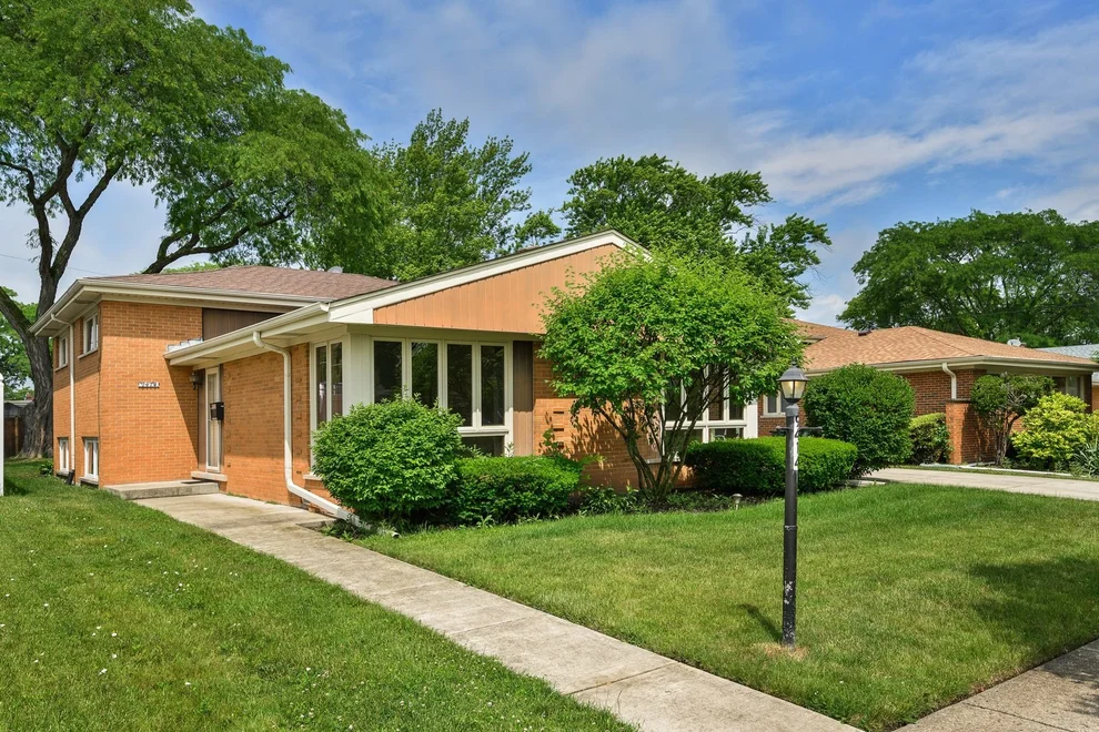Unit for sale at 9414 Ozanam Avenue, Morton Grove, IL 60053