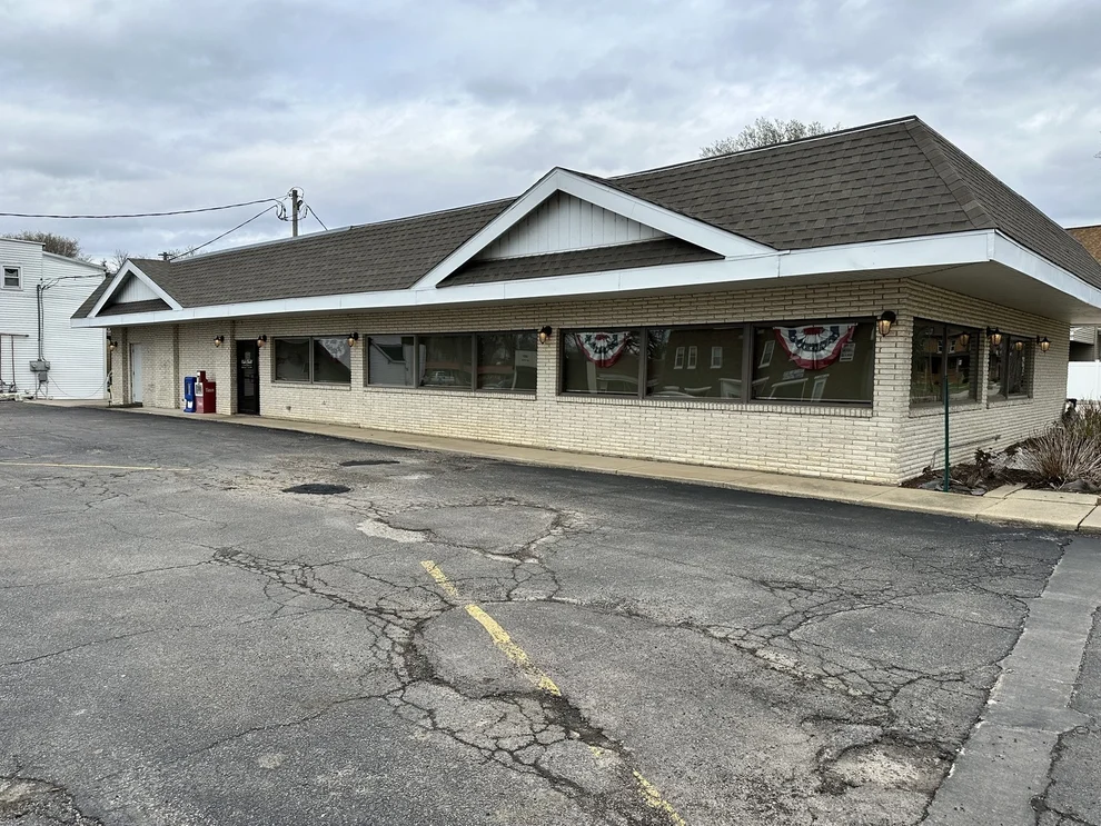 Unit for sale at 514 State Street, Ottawa, IL 61350