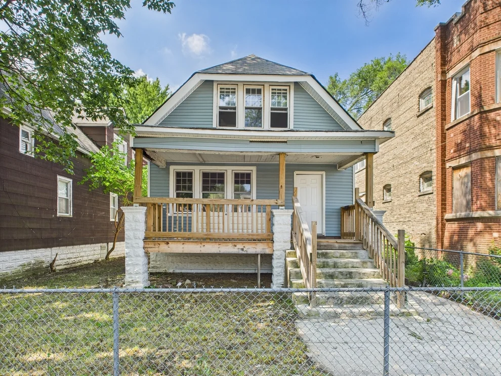 Unit for sale at 11922 S Perry Avenue, Chicago, IL 60628