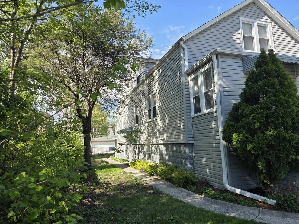 Unit for sale at 5484 W Gettysburg Street, Chicago, IL 60630