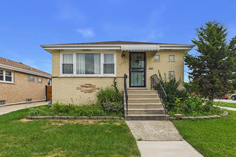 Unit for sale at 2531 Atlantic Street, Franklin Park, IL 60131